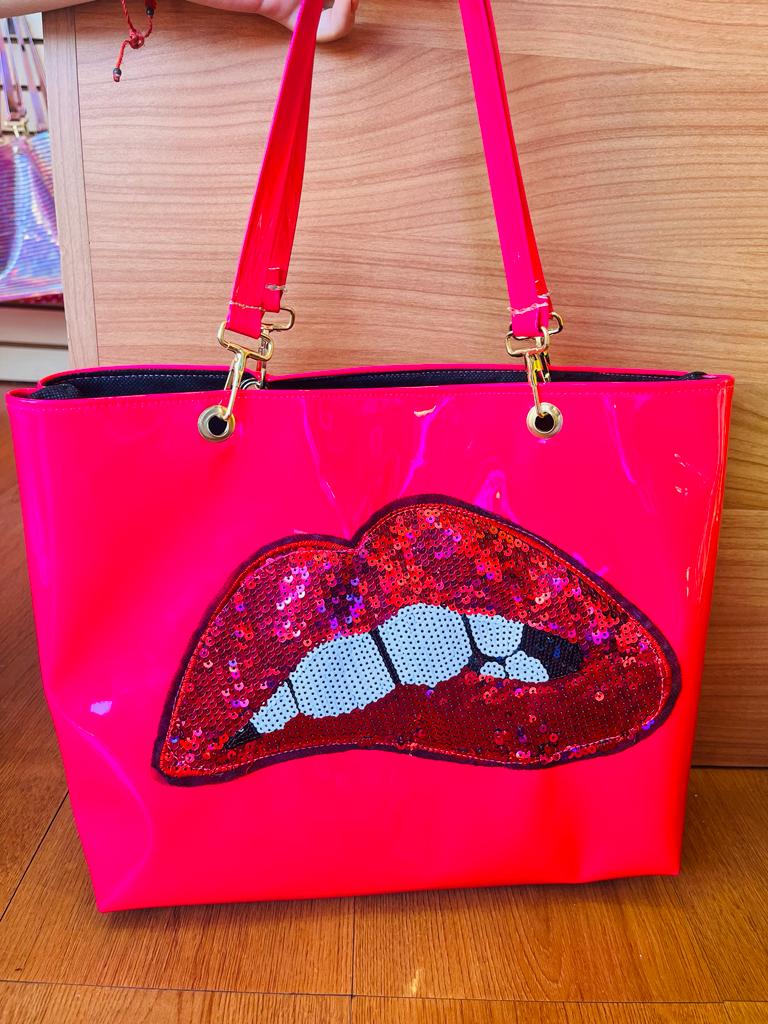 Shopper kiss