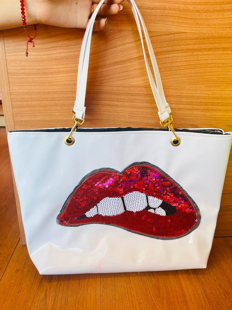 Shopper kiss