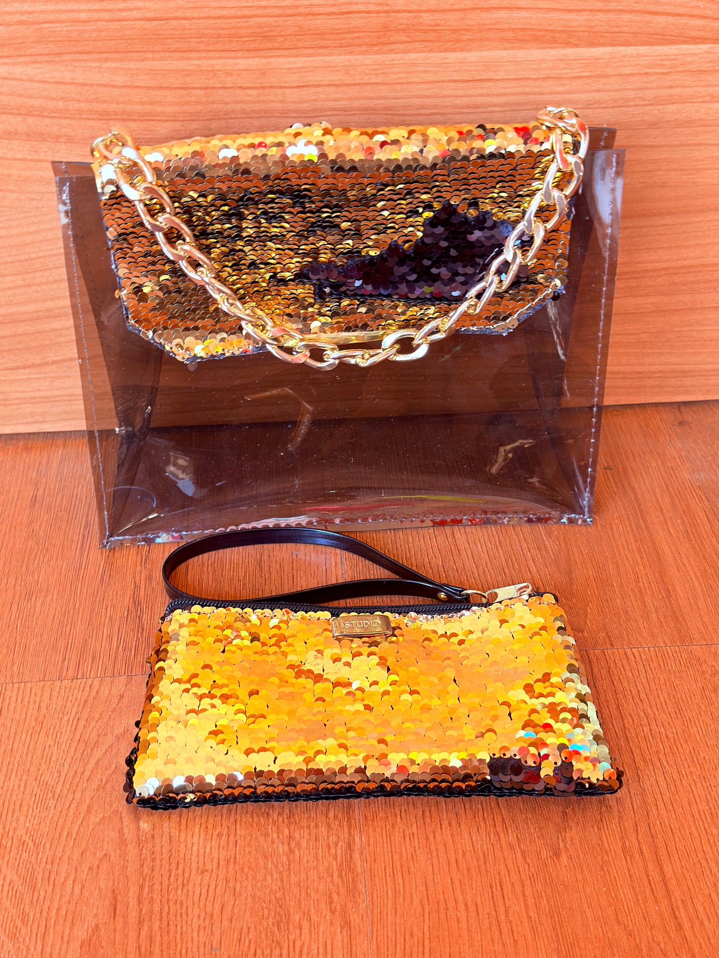 Dúo Jacky – Set de Bolso Elegante con Accesorios Dorados y Plateados
