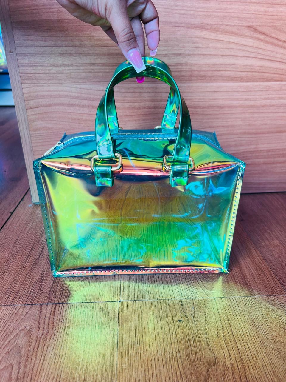 Mini Maletín para Niña – Bolso Infantil de Moda en Colores Vibrantes