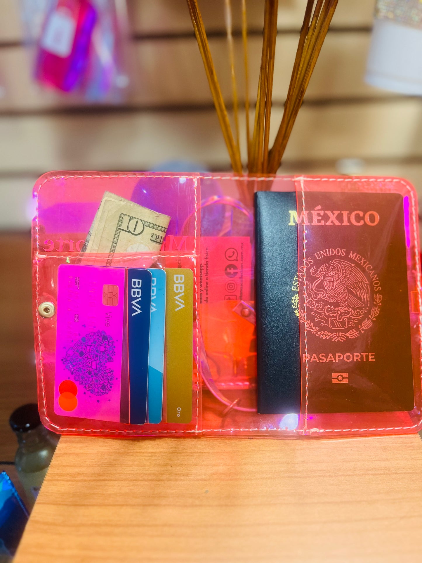 Porta Pasaporte