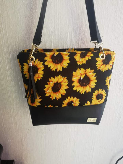 Bolsa Isabella – Bolso Textil con Estampado de Girasoles y Rayas